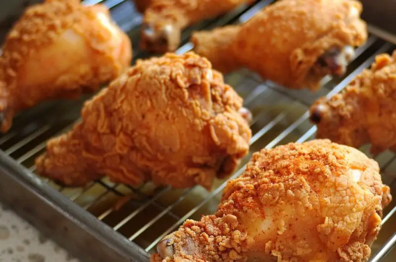 Popeyes-Style Crispy Fried Chicken